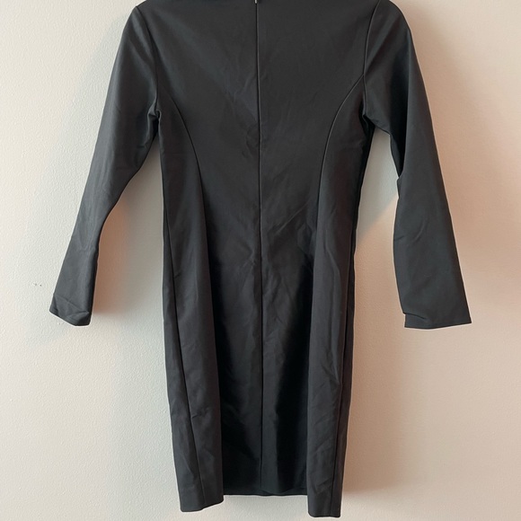 Theory Black V-Neck Black Structured Long Sleeve Sheath Sleek Dress Womens Sz 2 - Picture 2 of 8